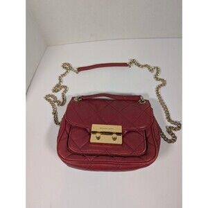 MICHAEL KORS FUCHSIA Quilted Leather Crossbody/Shoulder Bag 8.5 wide x7.5 Tall